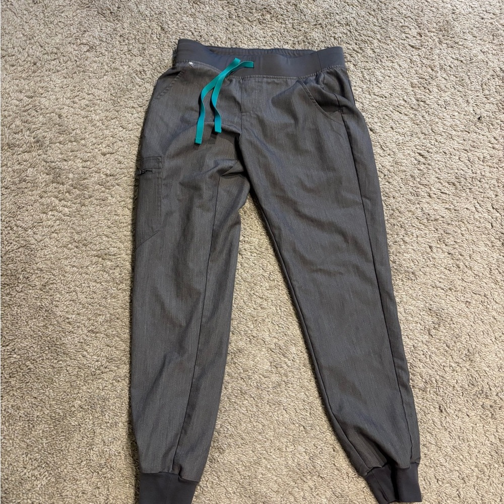 Figs scrub pants small gray Zamora joggers